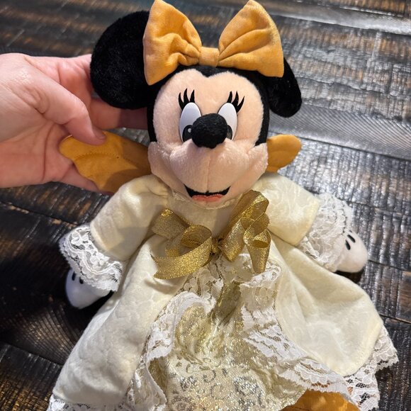 RETIRED Vintage Disney Minnie Mouse ANGEL PLUSH - Picture 1 of 5